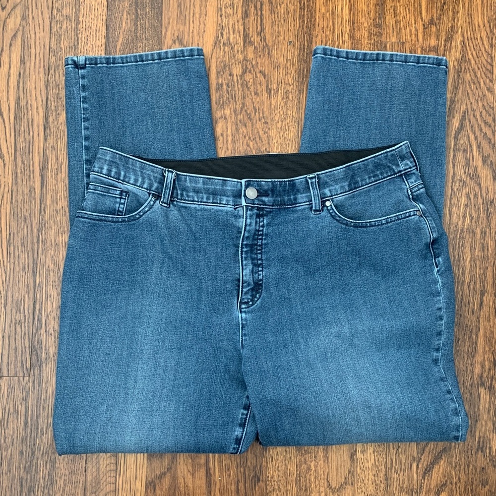 Chico’s Fabulously Slimming Denim Jeans Medium Blue Size 14 Short